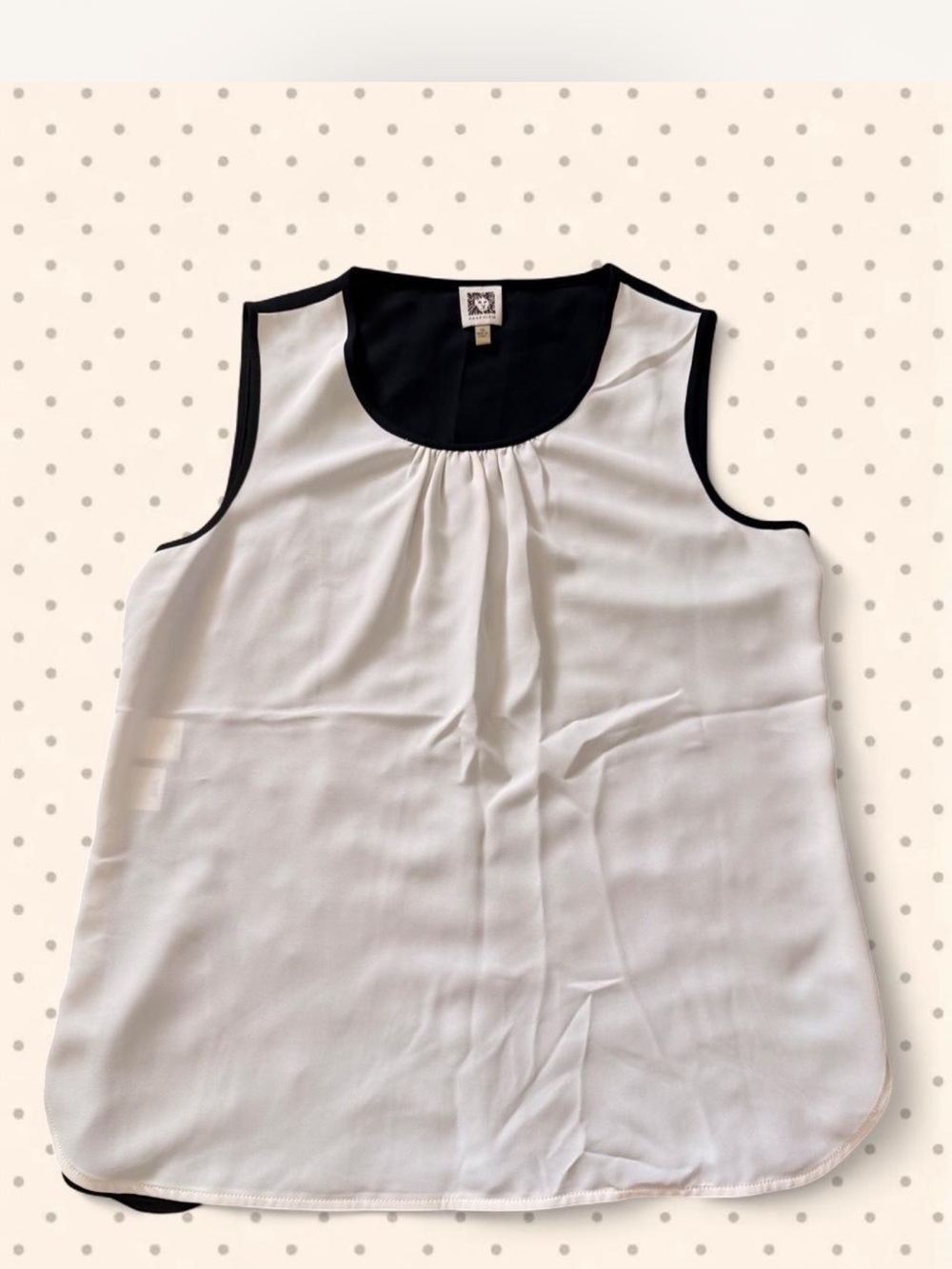 Anne Klein White Sleeveless Tank with Black Contrast Yoke